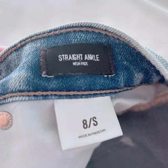 Express Straight Ankle Jeans – Distressed Light Wash Denim Size 8 - Picture 3 of 7